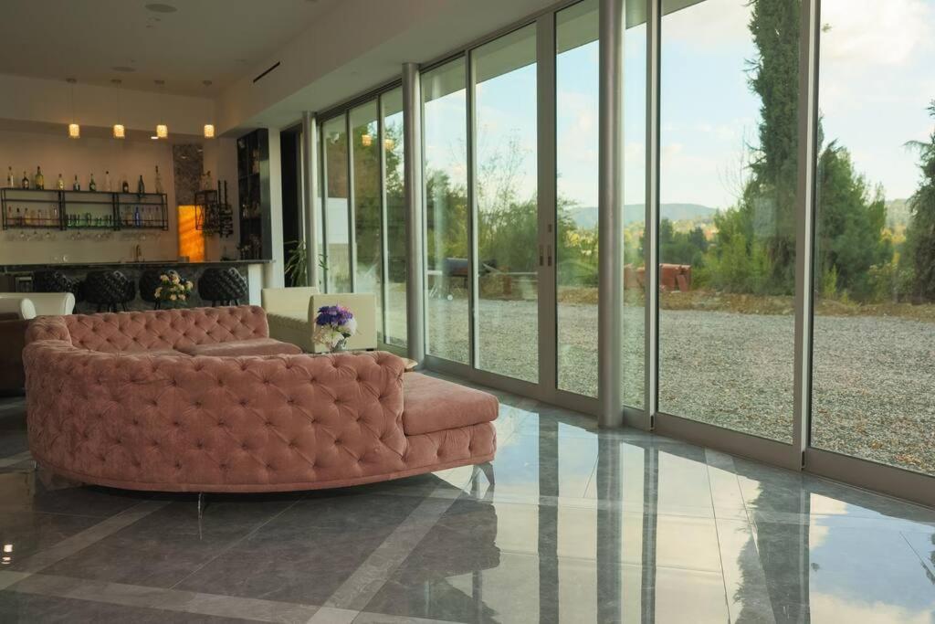 Beautiful Brand New Mansion Estate * Los Angeles