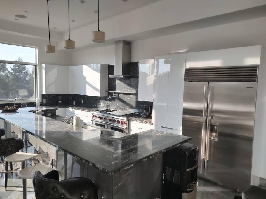 Beautiful Brand New Mansion Estate Casa vacanze Los Angeles
