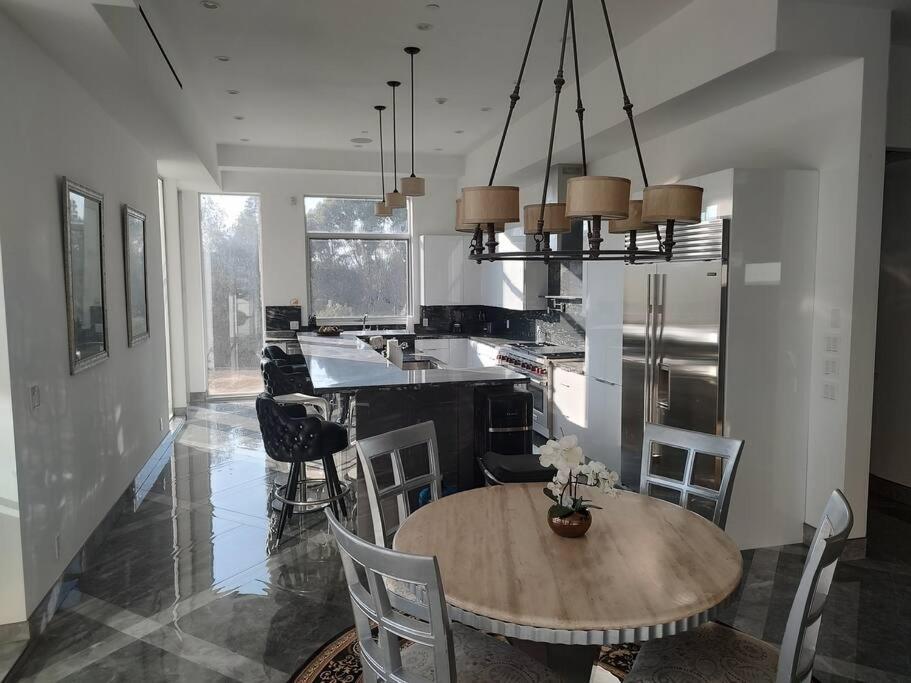 Beautiful Brand New Mansion Estate Casa vacanze *